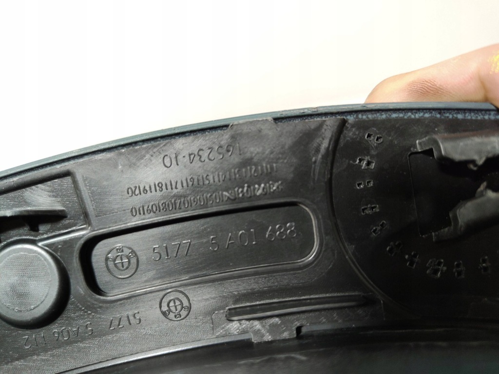 фото №13, Bmw x1 u11 молдинг крила правий задня 5a01688