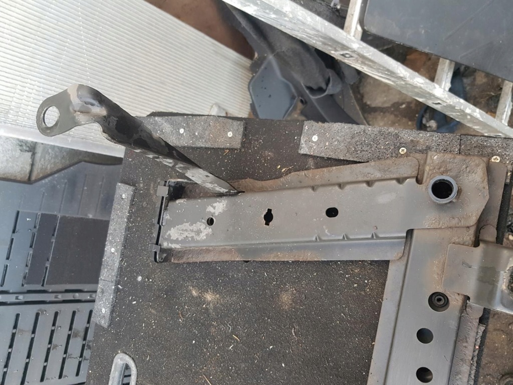 фото №3, Балка pod радіатор lift renault captur i