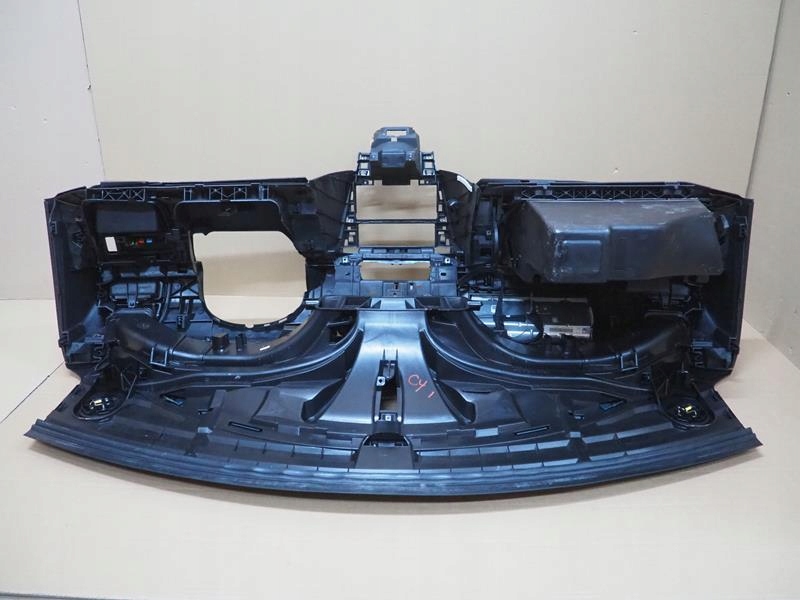 фото №10, Приборная панель консоль ремни подушки безопасности подушка безопасности citroen c4 i