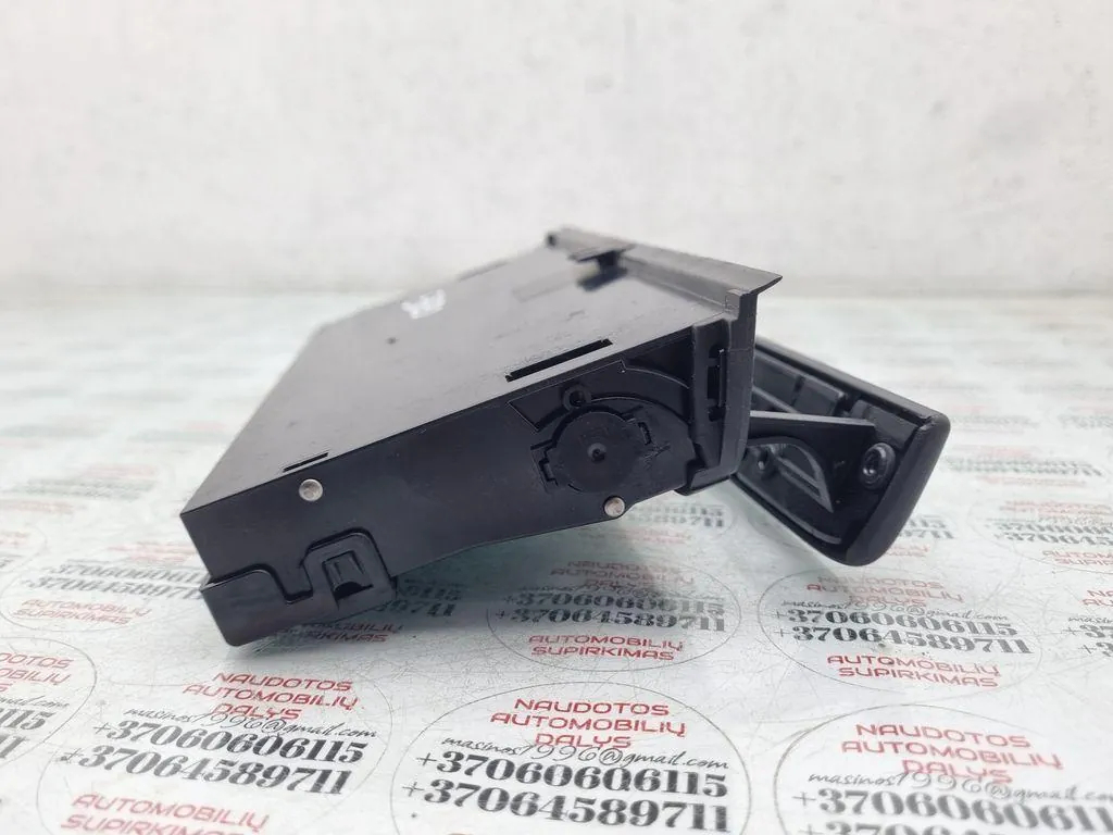 Шухляда seat exeo 3r2 8h0857058f 2.0l дизель 105kw 2010 Зі Шроту