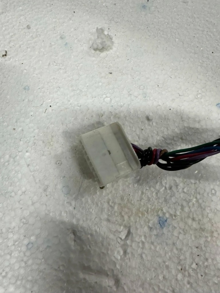 фото №3, Зеркало левая наружное toyota avensis verso 7 pin europa