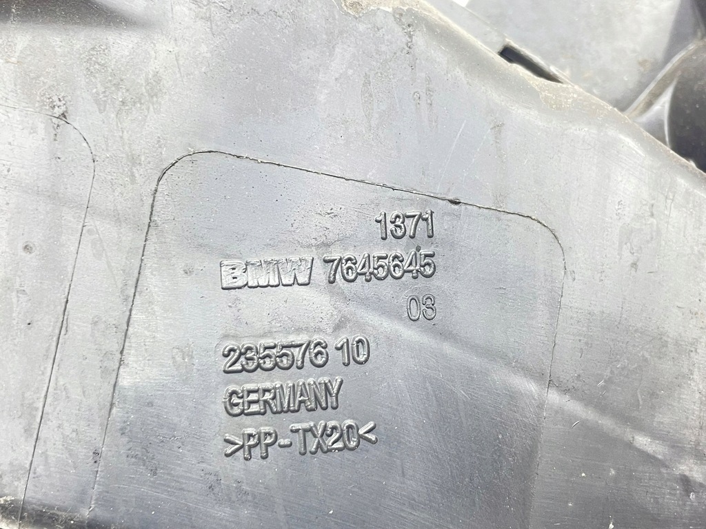 фото №8, Bmw 2 f46 2016 частина труби впуску повітря