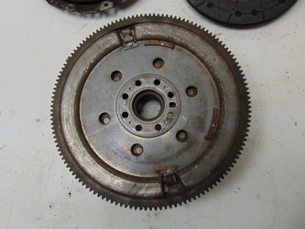 фото №9, Сцепление колесо двухмассовый peugeot expert 2.0 hdi 9664361580 9663453080