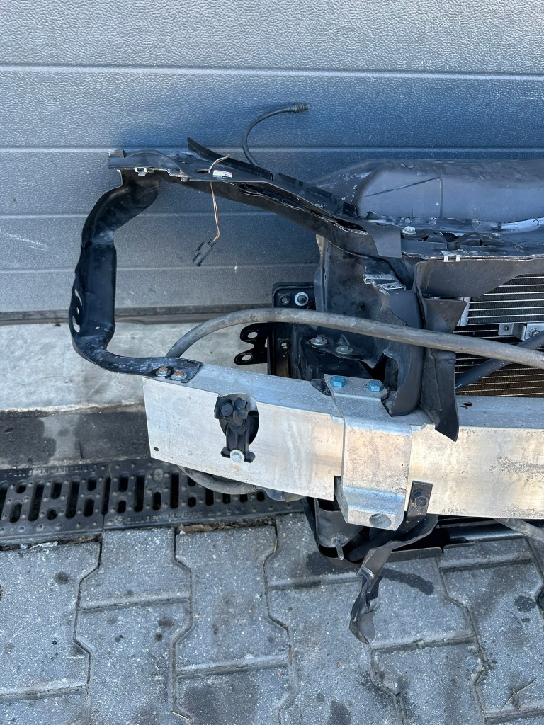 Ремень передний, усилитель перед, балка mercedes sl r230, w230 zu европа sl500 в Украине