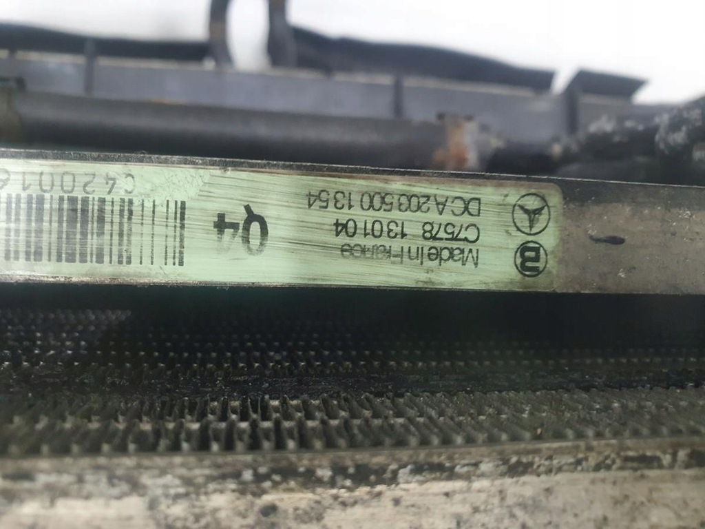 фото №8, Pas передній радіатор mercedes w203 a2035000293kz