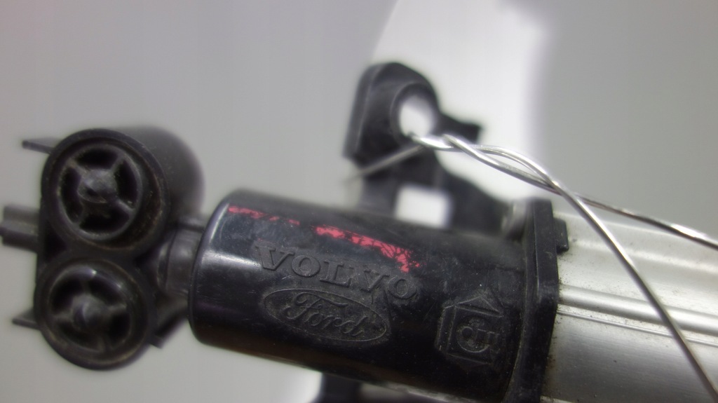 фото №5, Volvo s60 v60 омыватель лампы левый