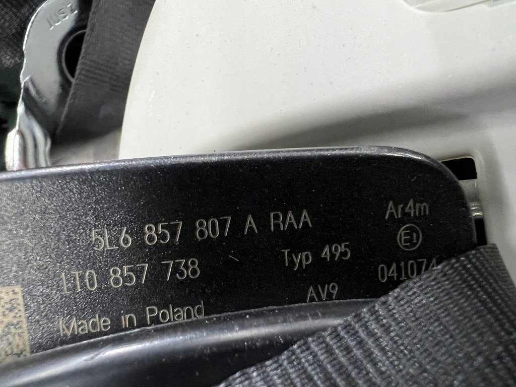 фото №5, Skoda yeti 5l pas безопасности задняя средний l p