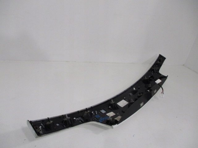 фото №11, Jeep grand cherokee iv wk2 lift накладка крышки задний багажника камера