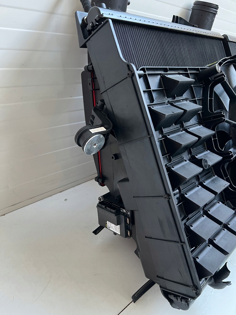 фото №7, Pas передний радиатор комплект ferrari purosangue f175