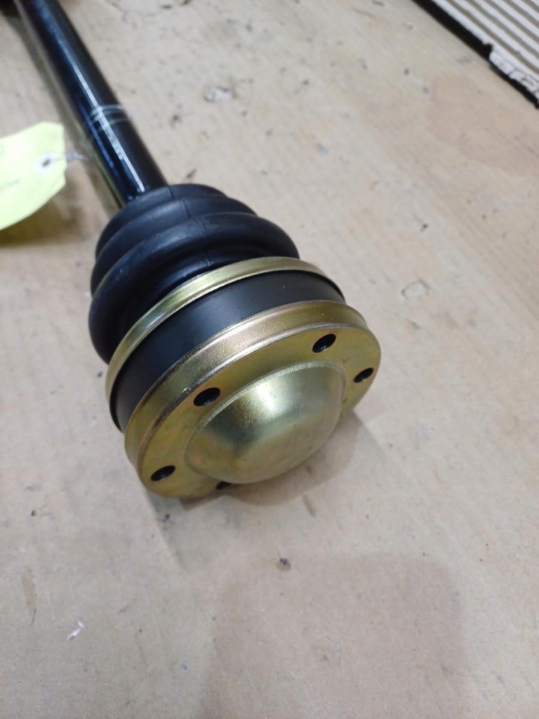 Приводной вал alfa romeo 33 sportwagon 0060504718 Цена