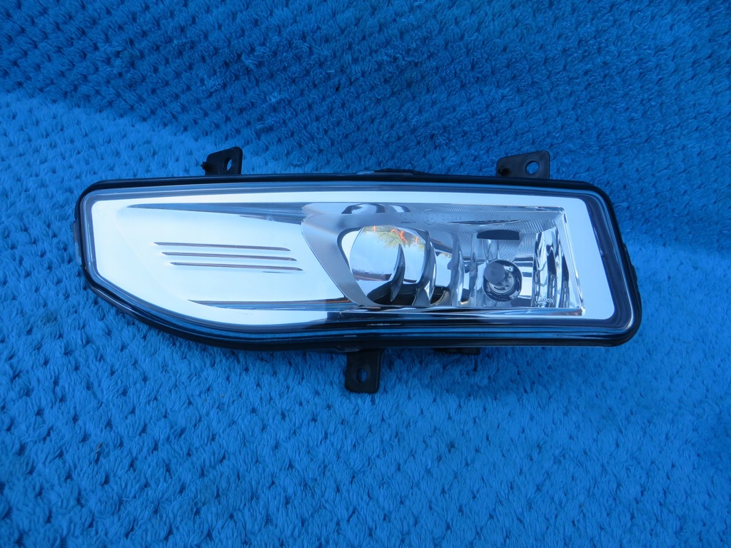 фото №1, Nissan micra k14 противотуманная фара левый