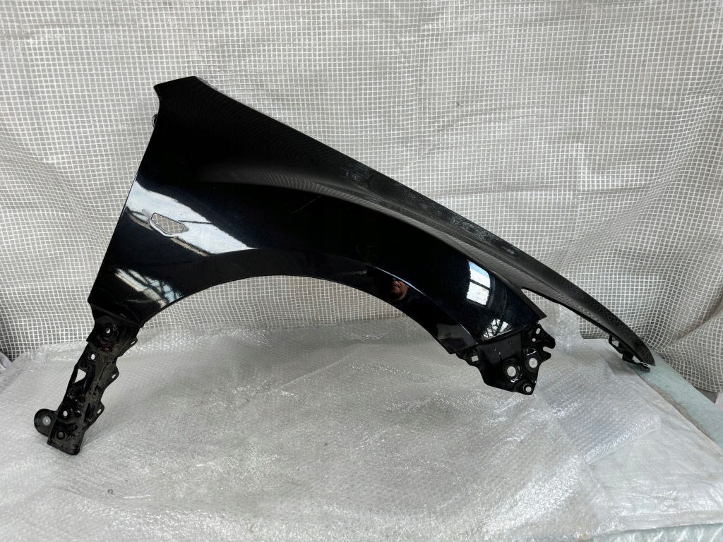 фото №1, Mazda 6 vi 08-13 gh правый передний крыло