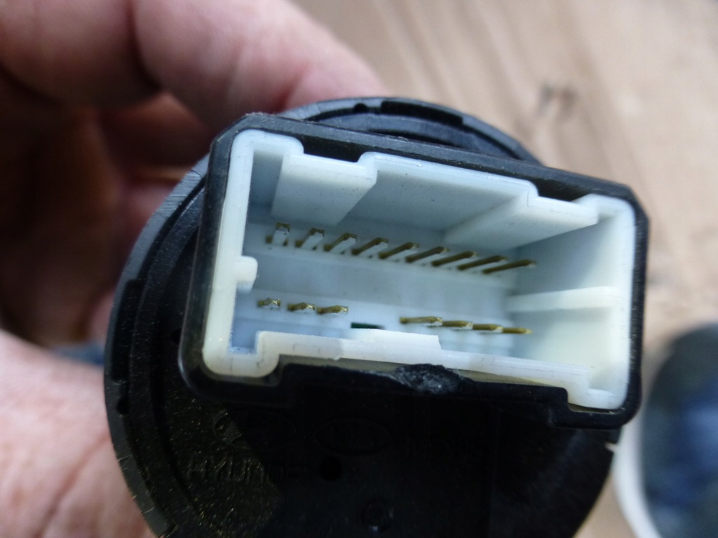 фото №4, Кнопка запуск стоп hyundai tucson 95430-d3500