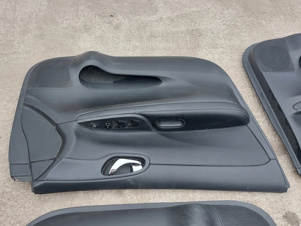 фото №10, Nissan pulsar комплект сидений обивка 16r