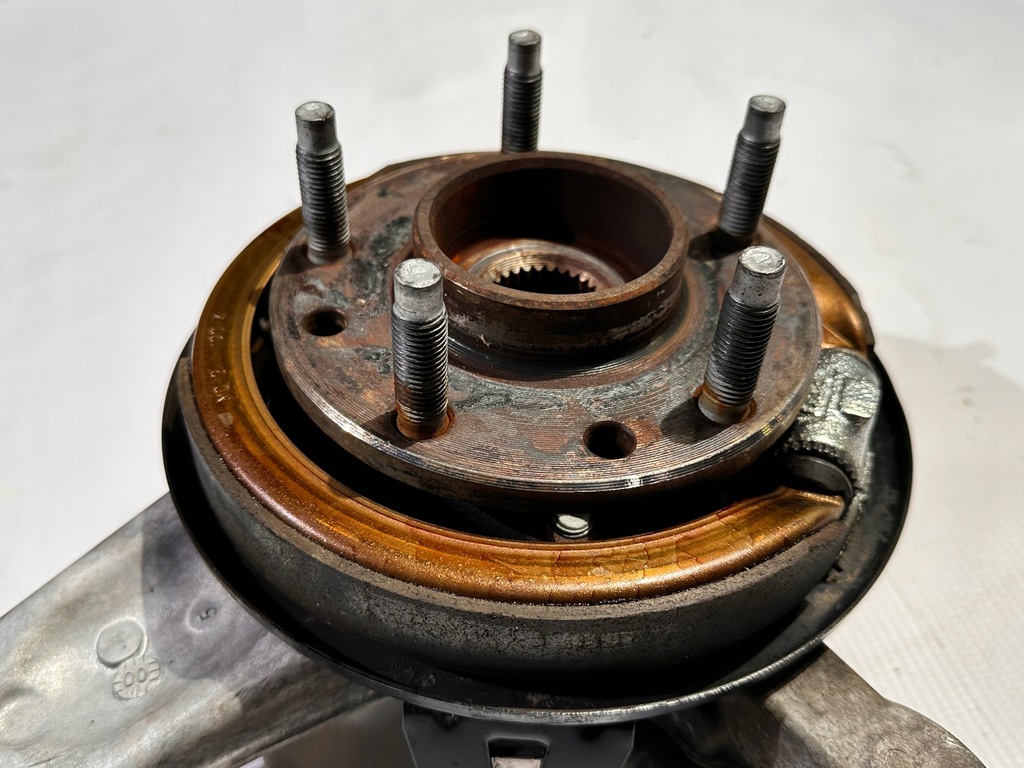 фото №12, Поворотний кулак ступиця права задня задня chevrolet corvette c5 1997 - 2004