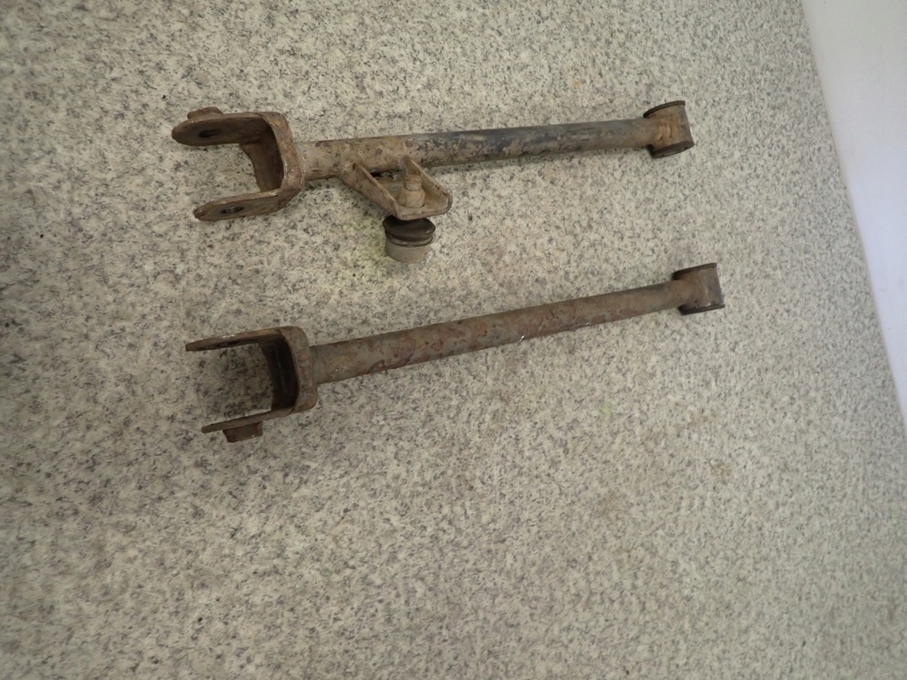 фото №4, Suzuki liana 02- рычаги задние поперечный