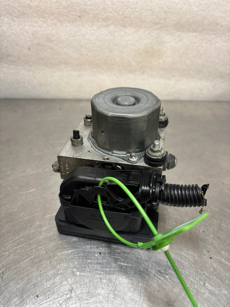 Купити Насос abs opel adam 13473390 0265244781