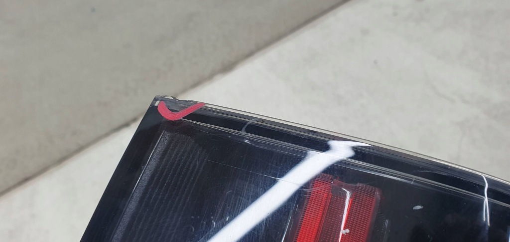 Porsche cayenne 9y0 накладка фара средняя задняя задний  led в Украине