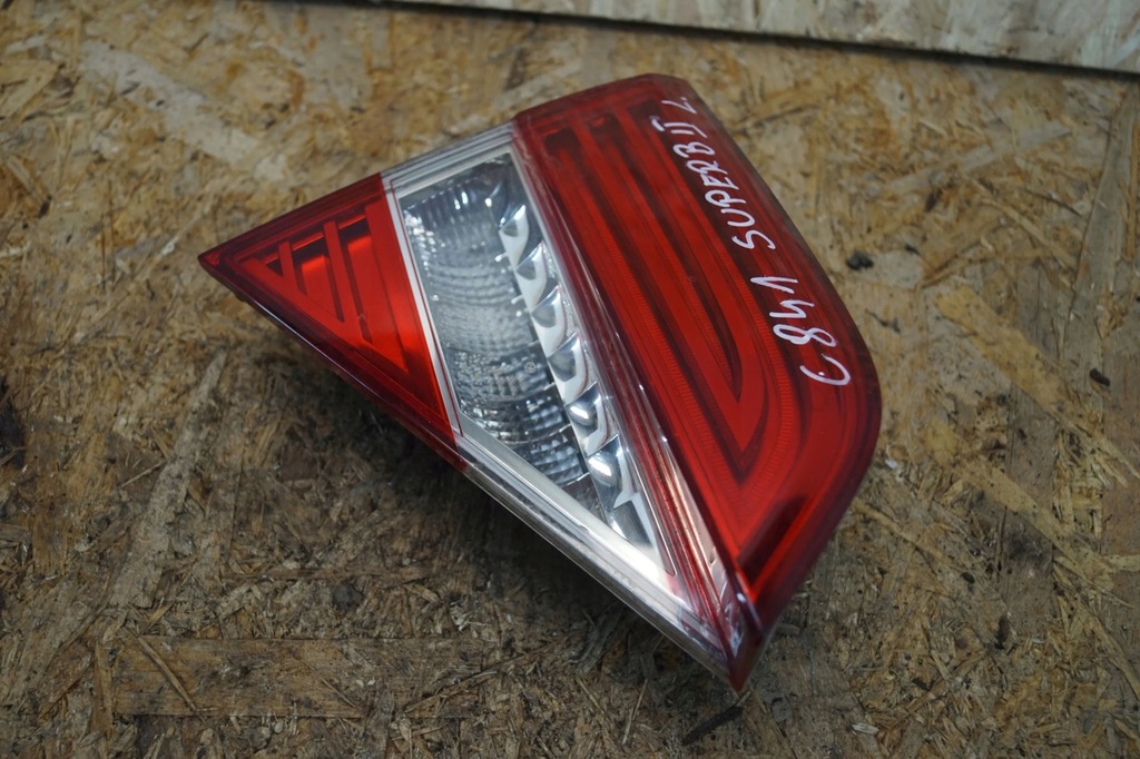 фото №8, Лампа лівий задня skoda superb ii lift sedan 3t5945093b