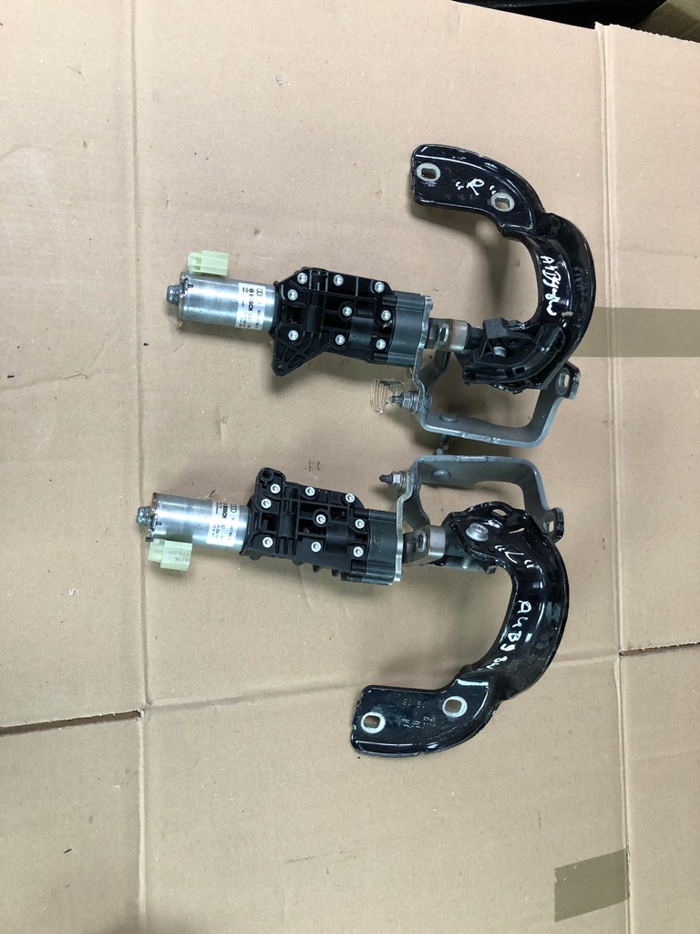 фото №1, Audi a4 b9 8w амортизаторы крышки задняя комплект