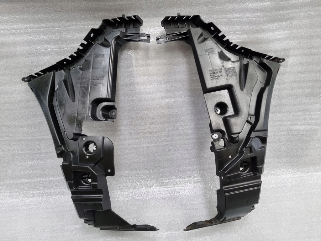 фото №1, Volvo xc60 ii задні напрямні кріплення бампера l/r