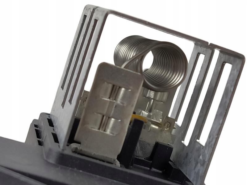 фото №6, Резистор вентилятора c2 c3 p301 2008 9827870080