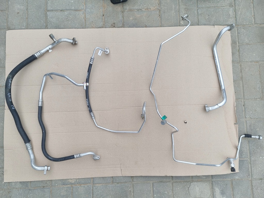 фото №1, Шланг кондиціонера 924801845r logan sandero ii