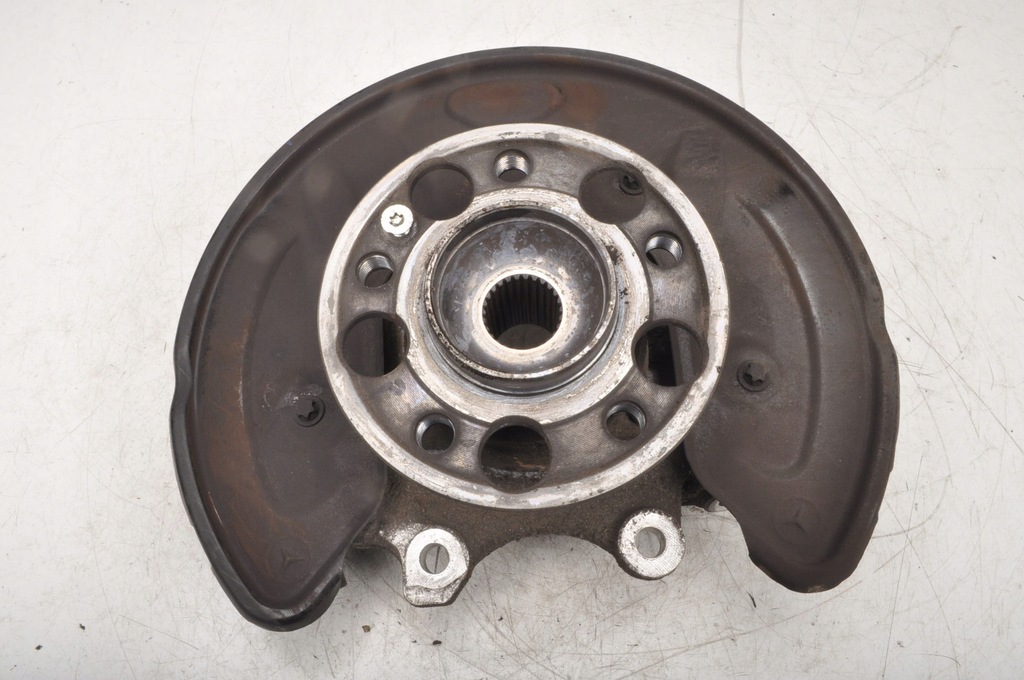 фото №1, Mercedes glc x253 2.0 поворотный кулак правый задняя