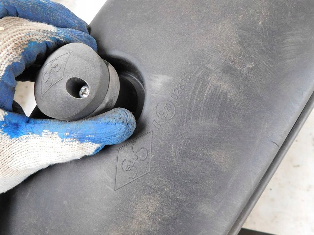 фото №9, Man 18.272 1995r зеркало левая