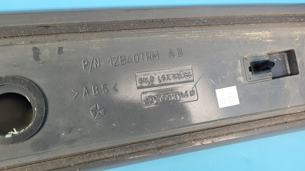 фото №11, Dodge challenger sxt 19r спойлер кришки багажника задня