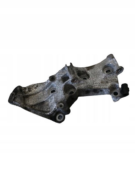 фото №1, Кронштейн кронштейн кронштейн генератора k4m6794 renault modus 8200365097