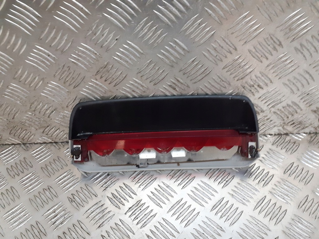 фото №1, Свет стоп-сигнал peugeot 406 sedan