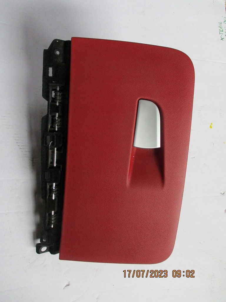 фото №1, Бардачок консоли alfa romeo stelvio