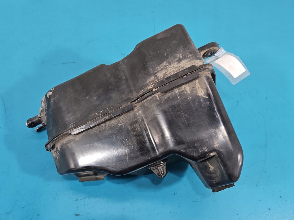 фото №1, Бак adblue bmw g30 2.0d