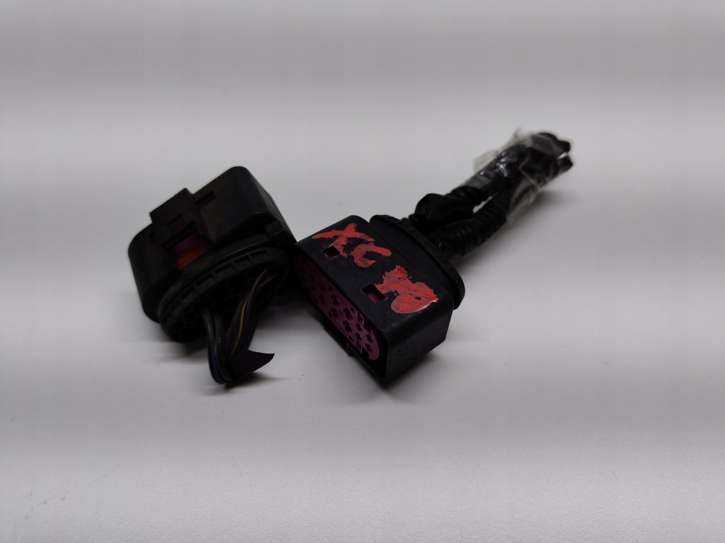 Купить Volvo xc40 разъёмы фара фонари full led европа оригинал 2017-