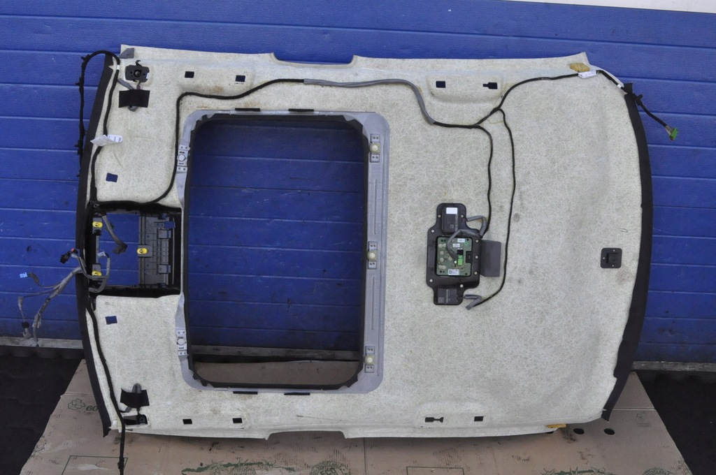 фото №10, Jaguar xe стеля дах