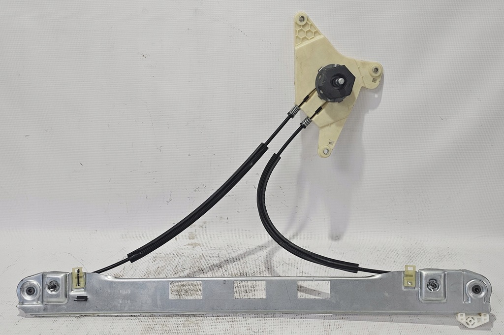 фото №1, Org подъемник стекло правый перед renault master iii - 807200009r