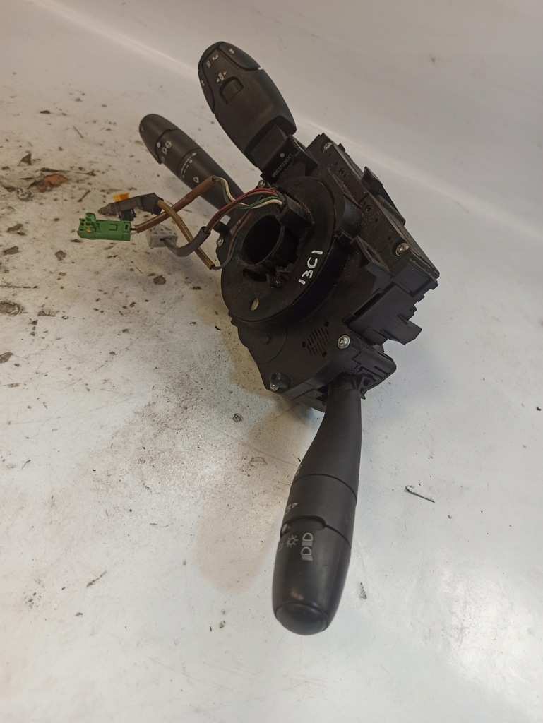 фото №13, Peugeot 207 sw переключатель комбинированный 96630732xt com2005