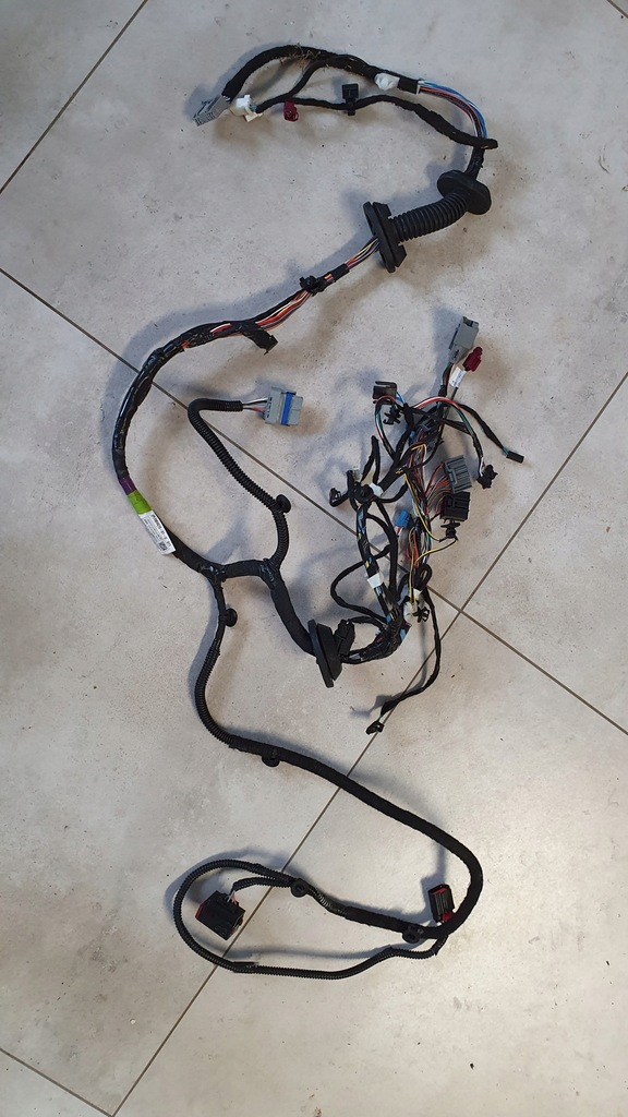 фото №1, Жгут дверь перед левый tesla model s 100441991u