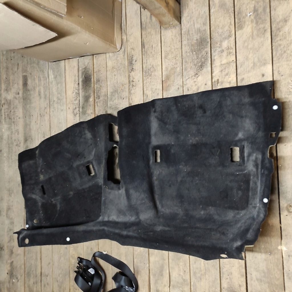 фото №1, Пол обшивка задняя dodge challenger 15-