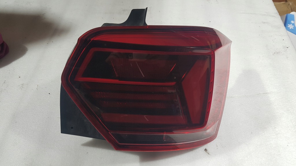 фото №1, Лампа права задня задня led vw polo vi 2017-