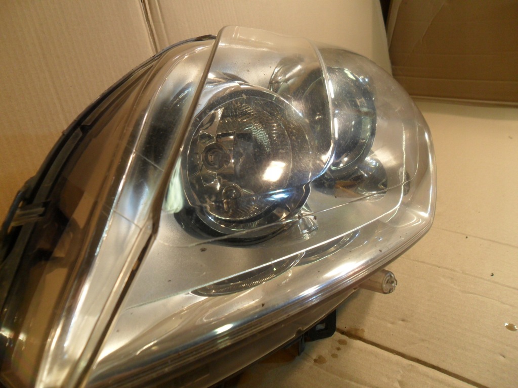 фото №8, Лампа левый перед eu 260600032r renault laguna iii 3