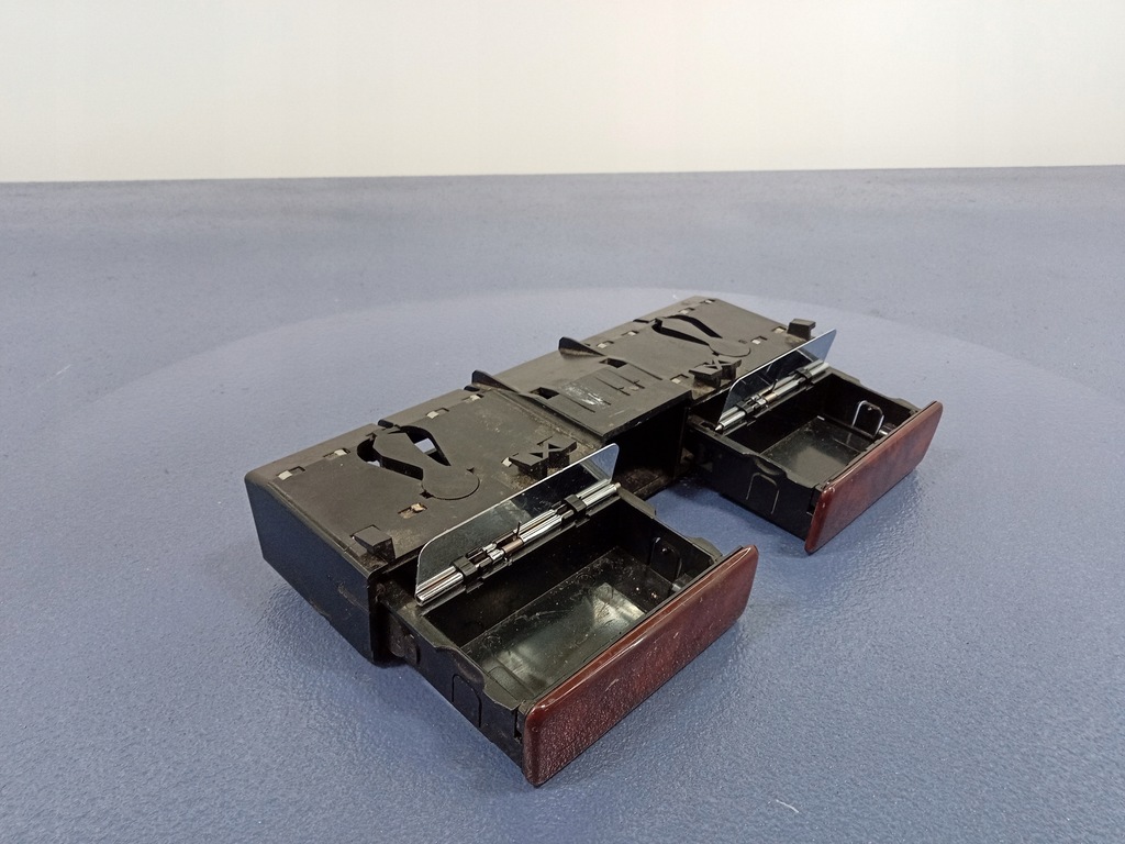 фото №4, Vw phaeton пепельница бардачок 3d0857301d