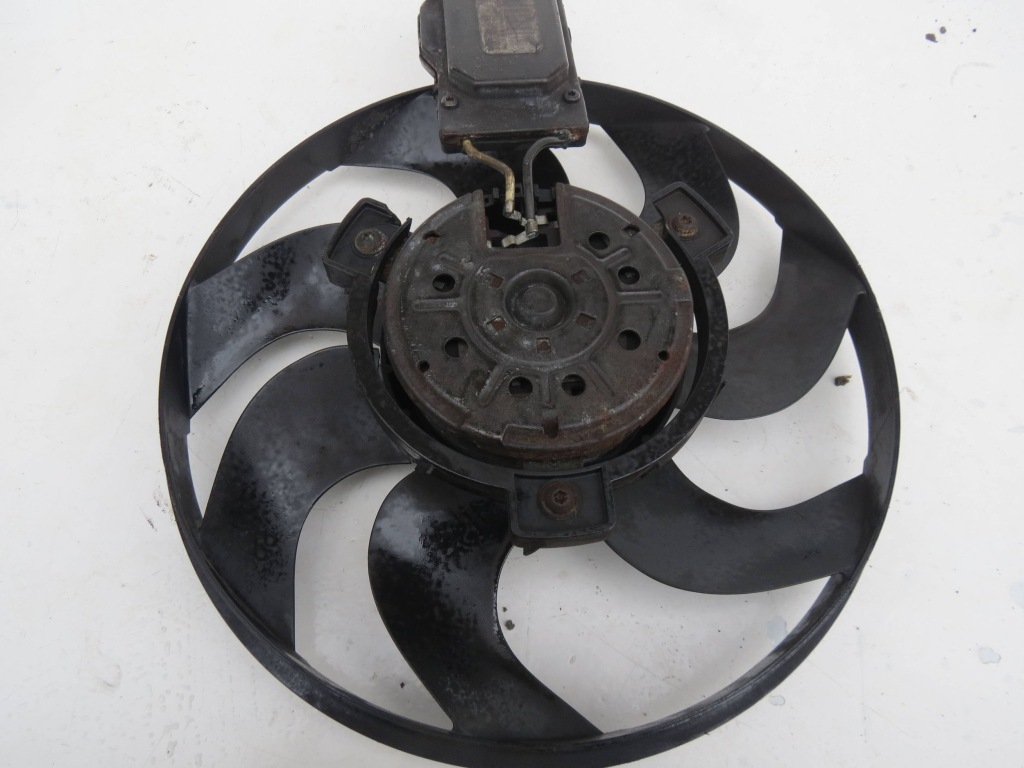 Вентилятор радиатора porsche cayenne 4.5 v8 3136613284 Киев