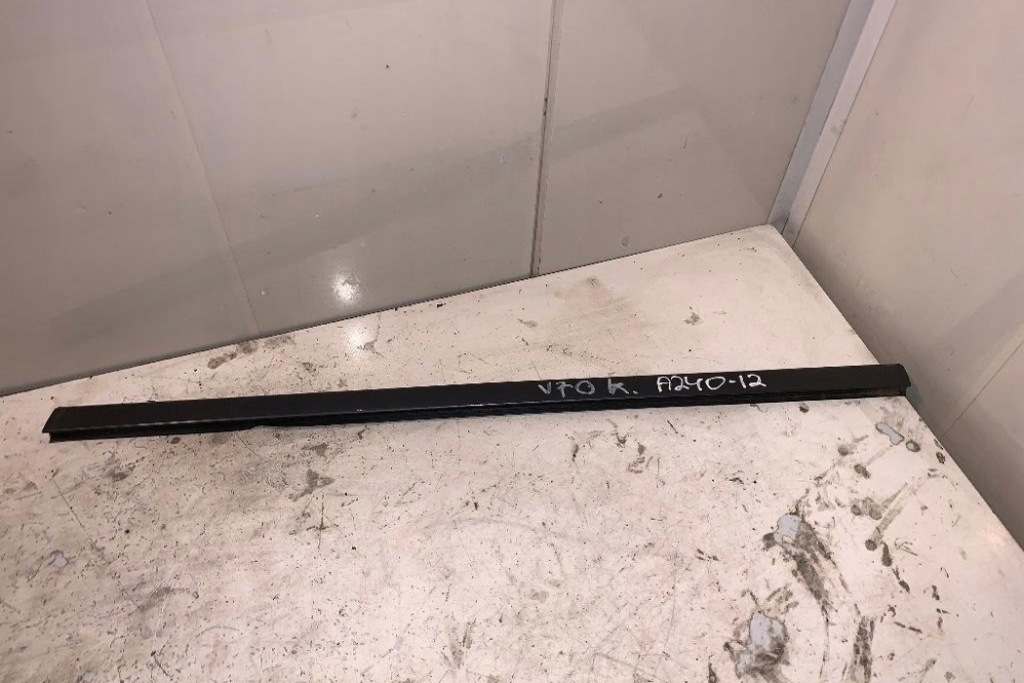 фото №1, Потолок volvo v70 ii sw 39992763 2005