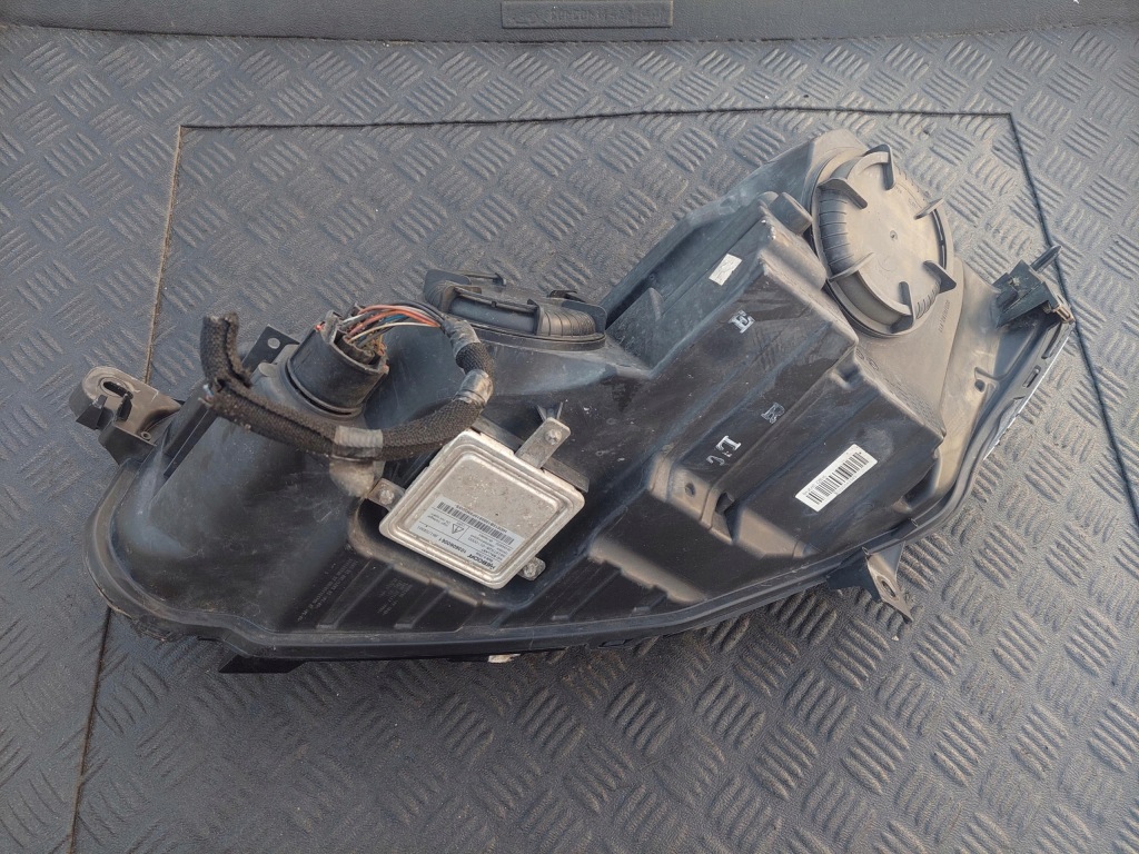 фото №12, Лампа перед передняя правая ксенон uk gx63-13w029-dd jaguar xf ii x260