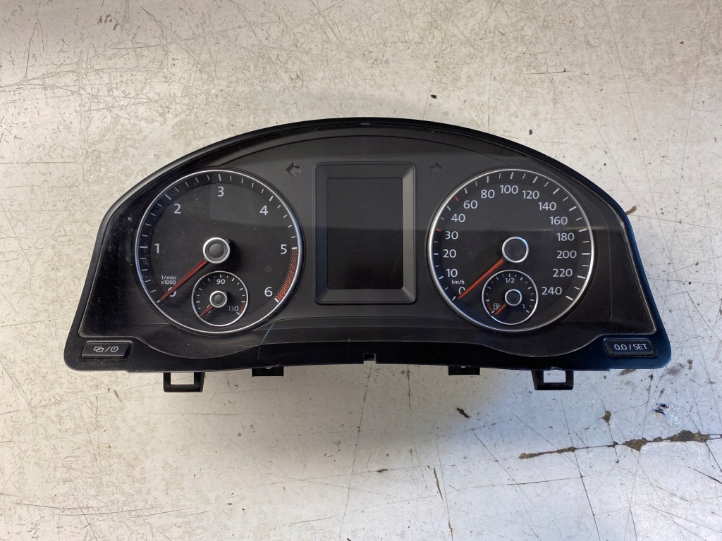 фото №1, Vw golf vi plus лічильник прилади 5m0920863a