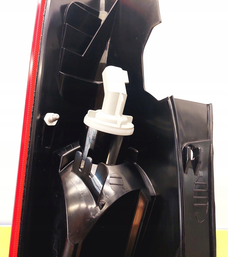 Magneti marelli лампа задній права ll178r 718121201781 ford focus ii в Україні