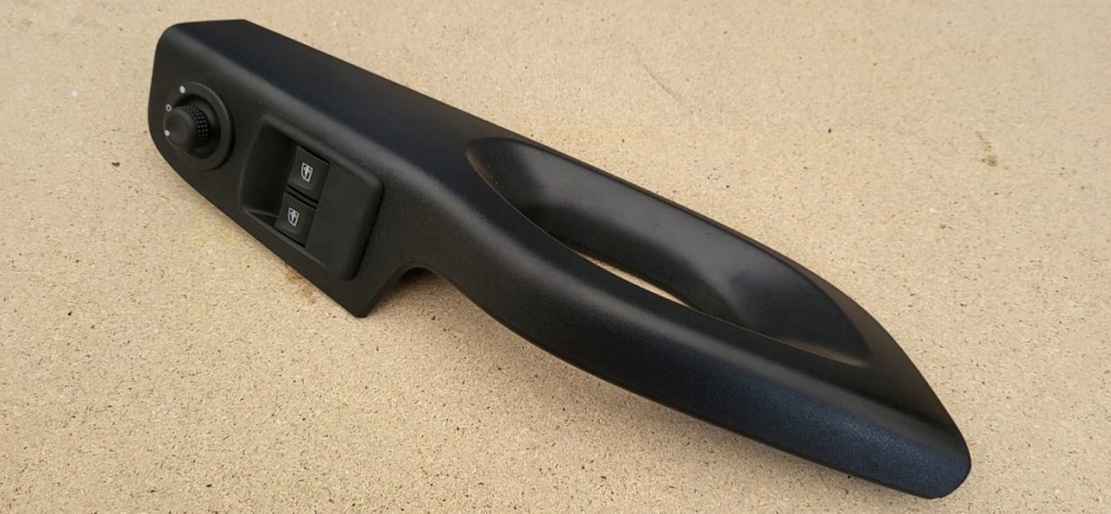 фото №1, Trafic iii 14^ кронштейн ручка панель окон левый перед