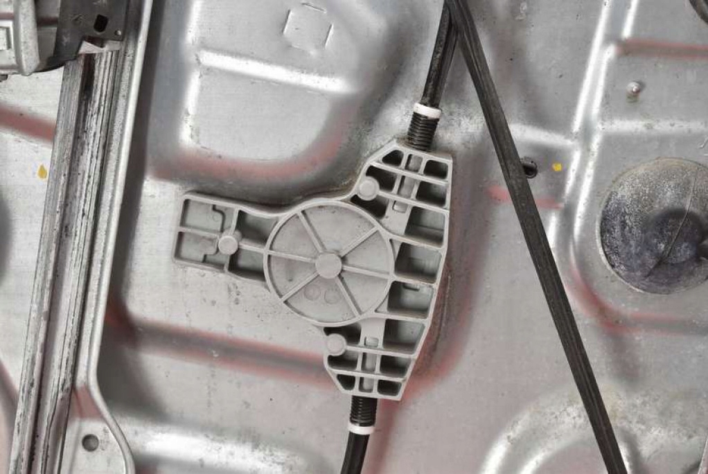 фото №11, Підйомник скло лівий перед eu 2601213 hyundai santa fe 2 ii 06-10